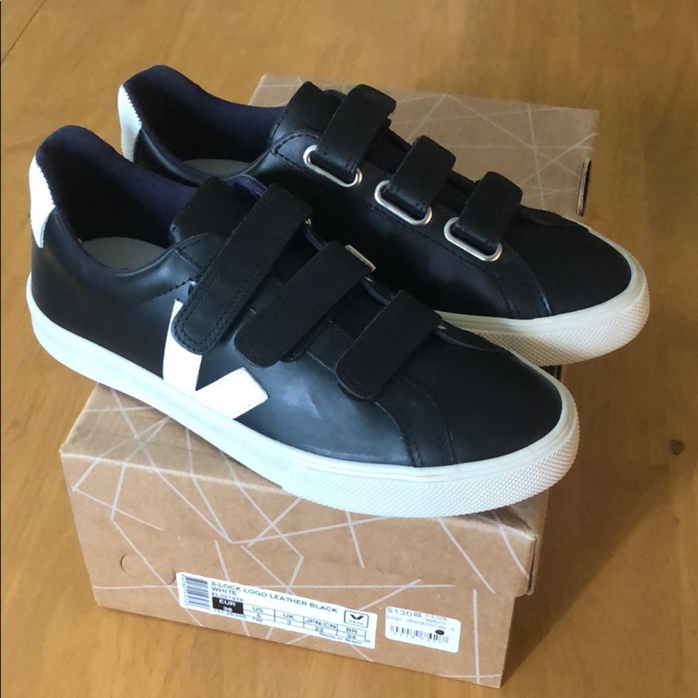Black Veja Esplar 3 Lock Sneakers